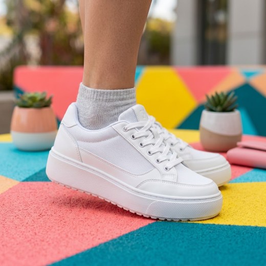 Kadın Beyaz Sneaker Yüksek Taban Spor Ayakkabı